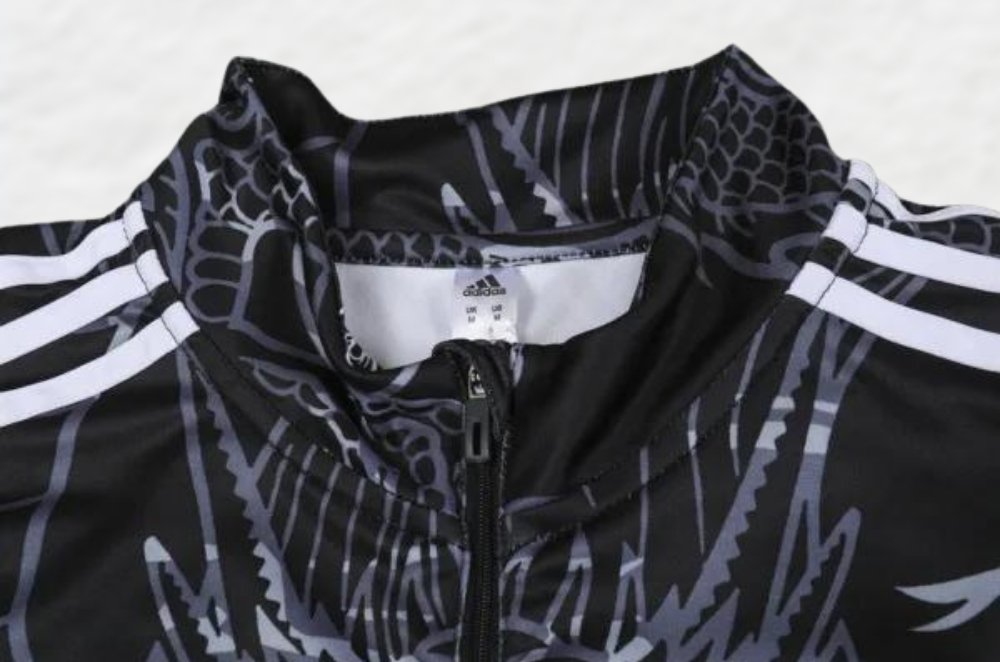 Real Madrid 2022/23 Black Dragon Tracksuit