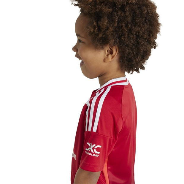 Manchester United 2024/25 Infant Home Shirt &amp; Shorts Set